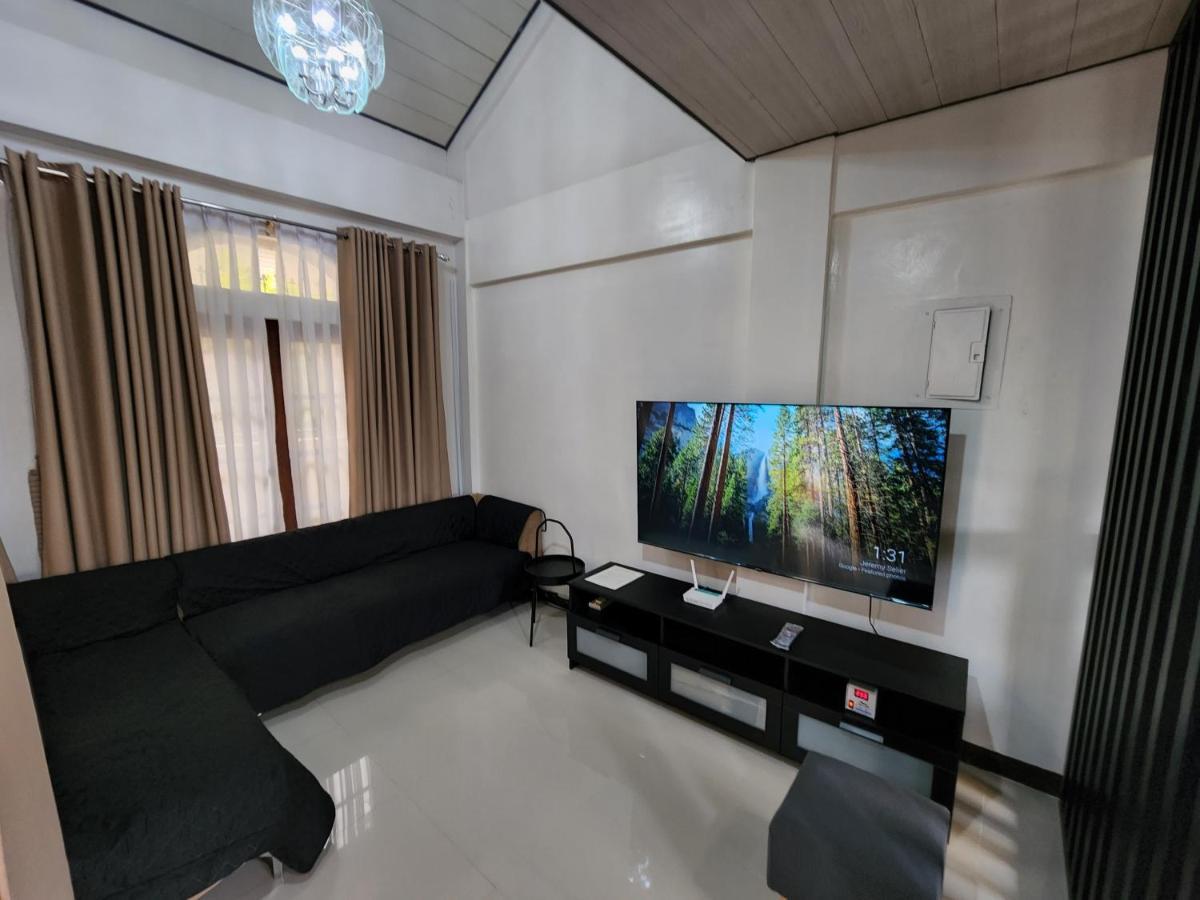Baguio Hillside Haven Appartement Baguio City Buitenkant foto